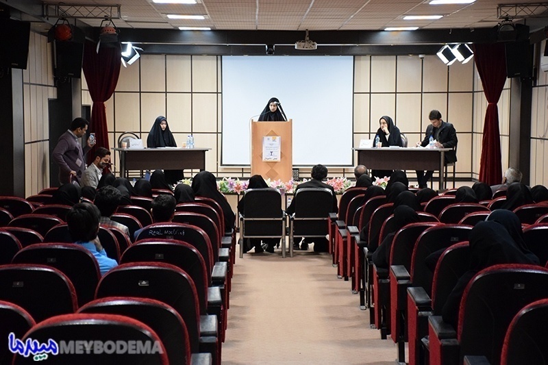 گزارش تصویری از برگزاری فینال مسابقه مناظرات دانشجویی دانشگاه میبد