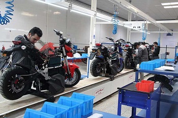 میبد تنها تولید کننده موتورسیکلت برقی در استان یزد