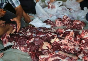 توزیع ۷۰۰ کیلو گوشت قربانی بین مددجویان میبدی