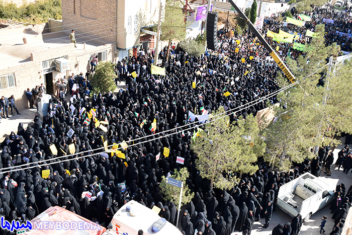 گزارش تصویری از برگزاری مراسم راهپیمایی ۱۳ آبان در میبد