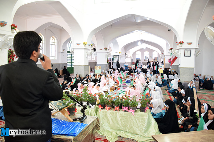 گزارش تصویری از بزرگداشت روز شهدا توسط دانش آموزان قرآنی مدرسه مهر ایران زمین