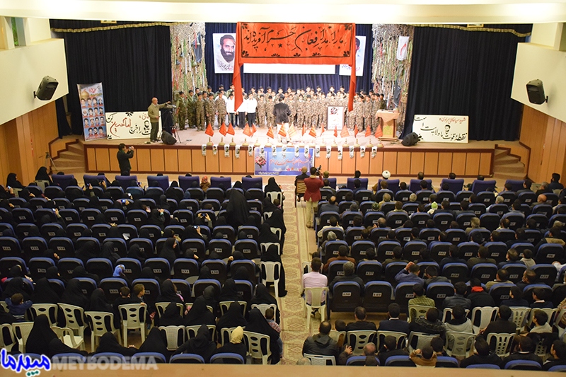 گزارش تصویری از “یلدای شهدایی” در دانشکده علوم قرآنی میبد