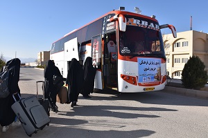 اعزام بیش از ۸۰ دانشجوی دختر دانشگاه میبد به مشهد