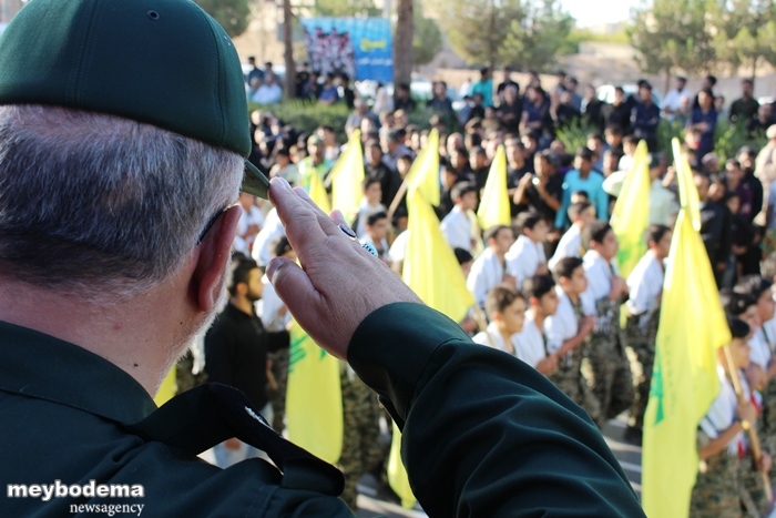 گزارش تصویری از مراسم رژه نیروهای مسلح در شهرستان میبد