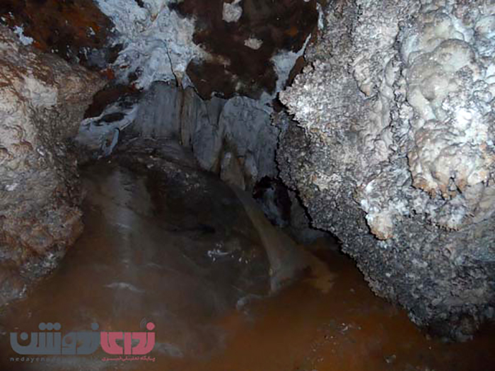 خطری که غار “سرخون” ندوشن را تهدید می کند/ لزوم هوشیاری مسئولین برای حفظ این غار ارزشمند