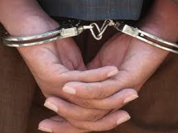 متهمان به ۲۵ فقره سرقت در میبد دستگیر شدند