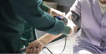 🎥 فیلم/ گفتگو با بیمار ۸۱ ساله بهبود یافته از کرونا