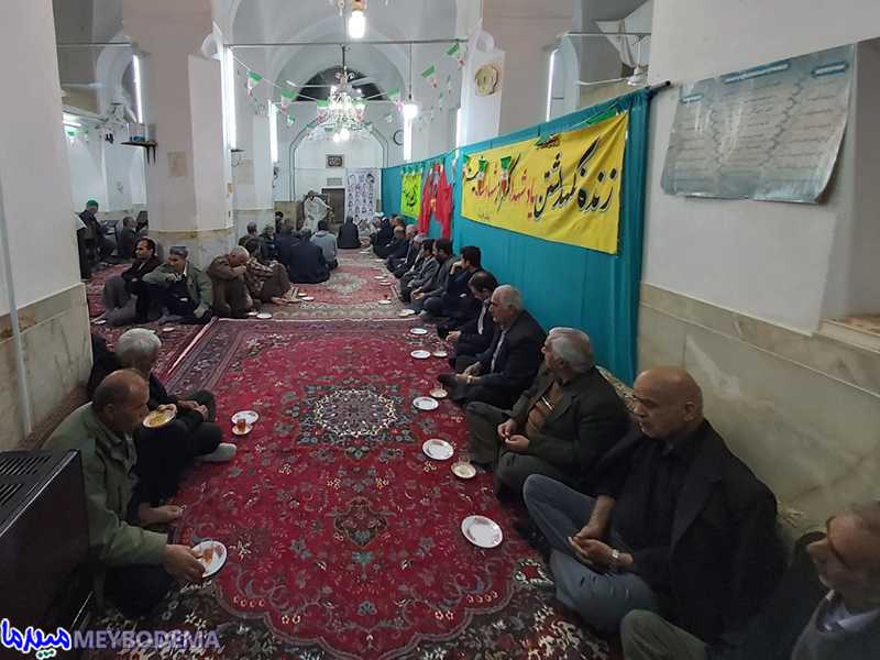 📷تصاویر/ ویژه‌برنامه دهه‌فجر در مسجد ملاحسین