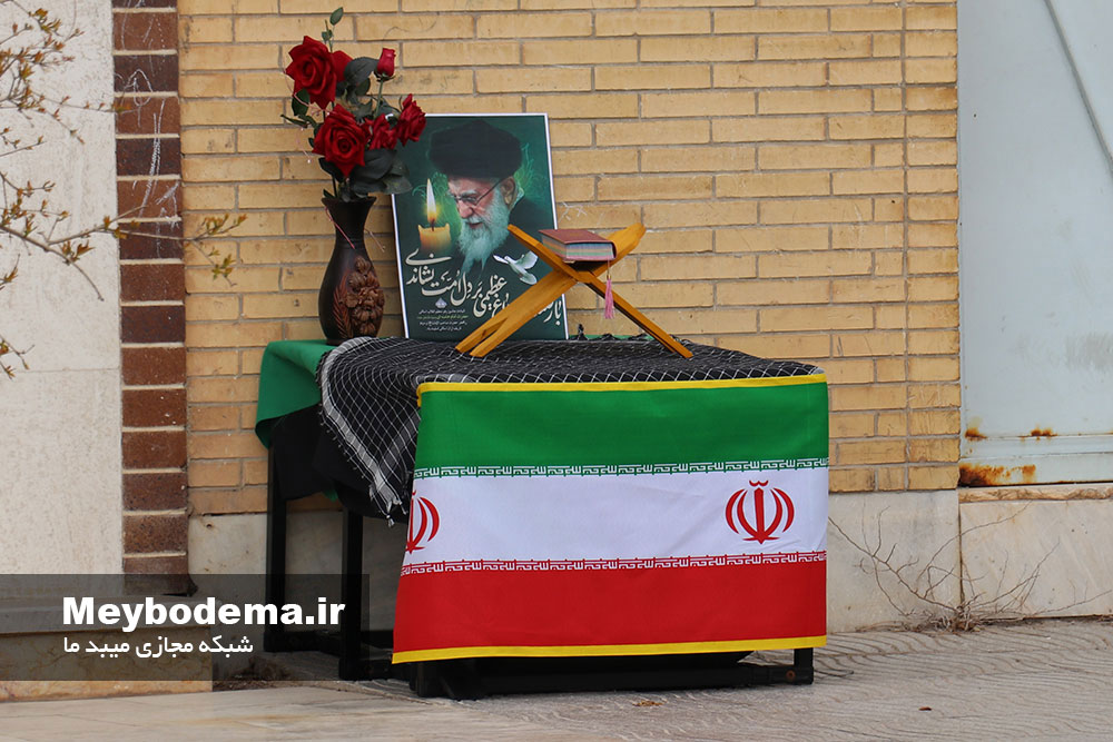 جلوه‌هایی از عرض ارادت اصناف میبد به ساحت رهبر شهید انقلاب