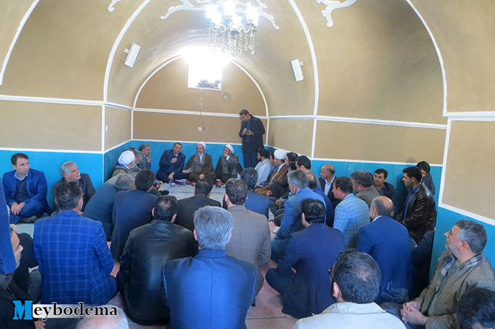 گزارش تصویری از نشست اداری مسئولین با حضور امام جمعه میبد در اردوگاه بنستان