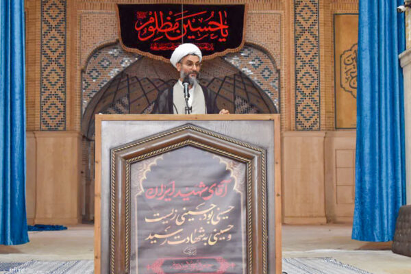 تأکید امام جمعه موقت میبد بر مسئولیت‌پذیری مدیران و هوشیاری در برابر جنگ شناختی